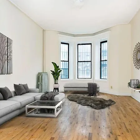 Great Room In Brooklyn